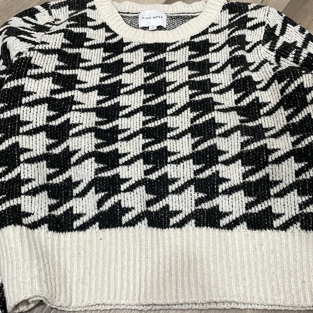 Knit sweater - Picture 2 of 4